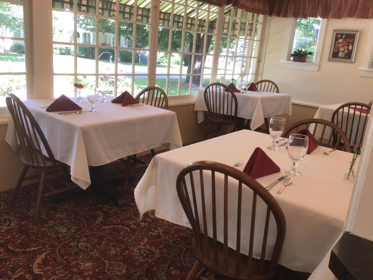 Red Rocker Inn ブラック・マウンテン エクステリア 写真